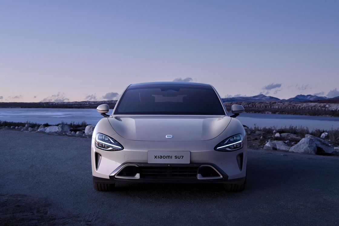 XIAOMI SU7 সেডান AWD অল হুইল ড্রাইভ ইলেকট্রিক এসইউভি 800km 101kWh PS 495kw/838nm R19