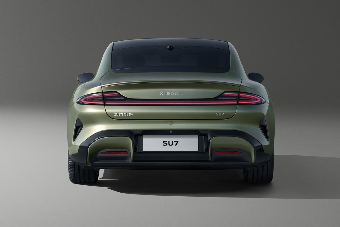 XIAOMI SU7 সেডান AWD অল হুইল ড্রাইভ ইলেকট্রিক এসইউভি 800km 101kWh PS 495kw/838nm R19