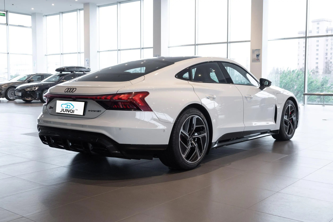 FAW AUDI RS E-Tron Gt 495km প্রাপ্তবয়স্ক ইলেকট্রিক গাড়ি নতুন শক্তি যানবাহন অডি আরএস E-Tron Gt